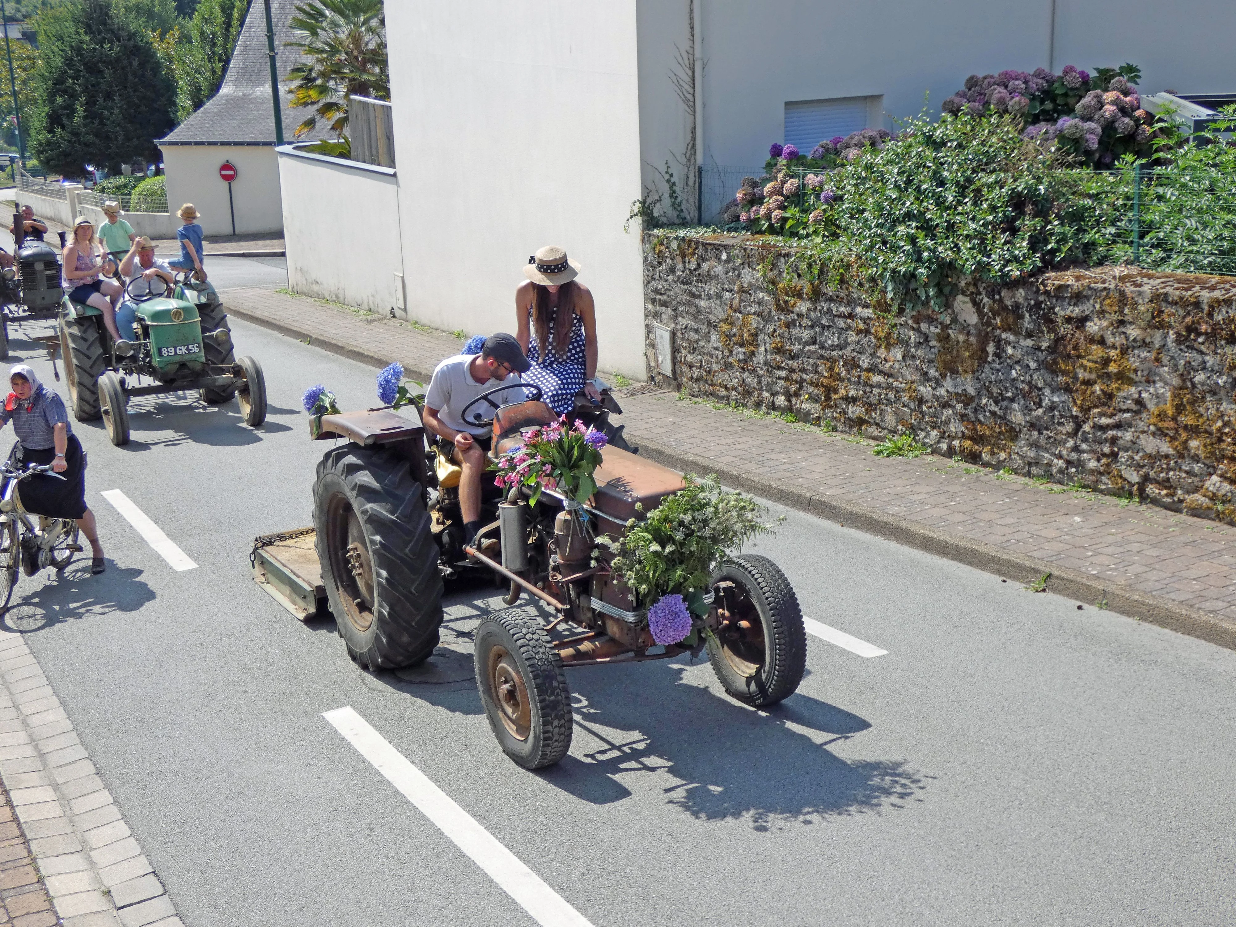 106 fete des battages 3 aout 2025 defile des tracteurs
