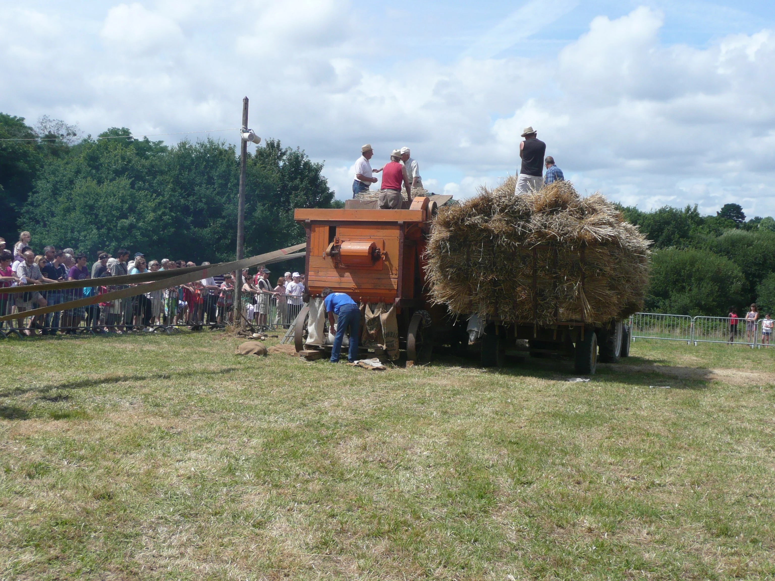 111 fete des battages 4 aout 2013