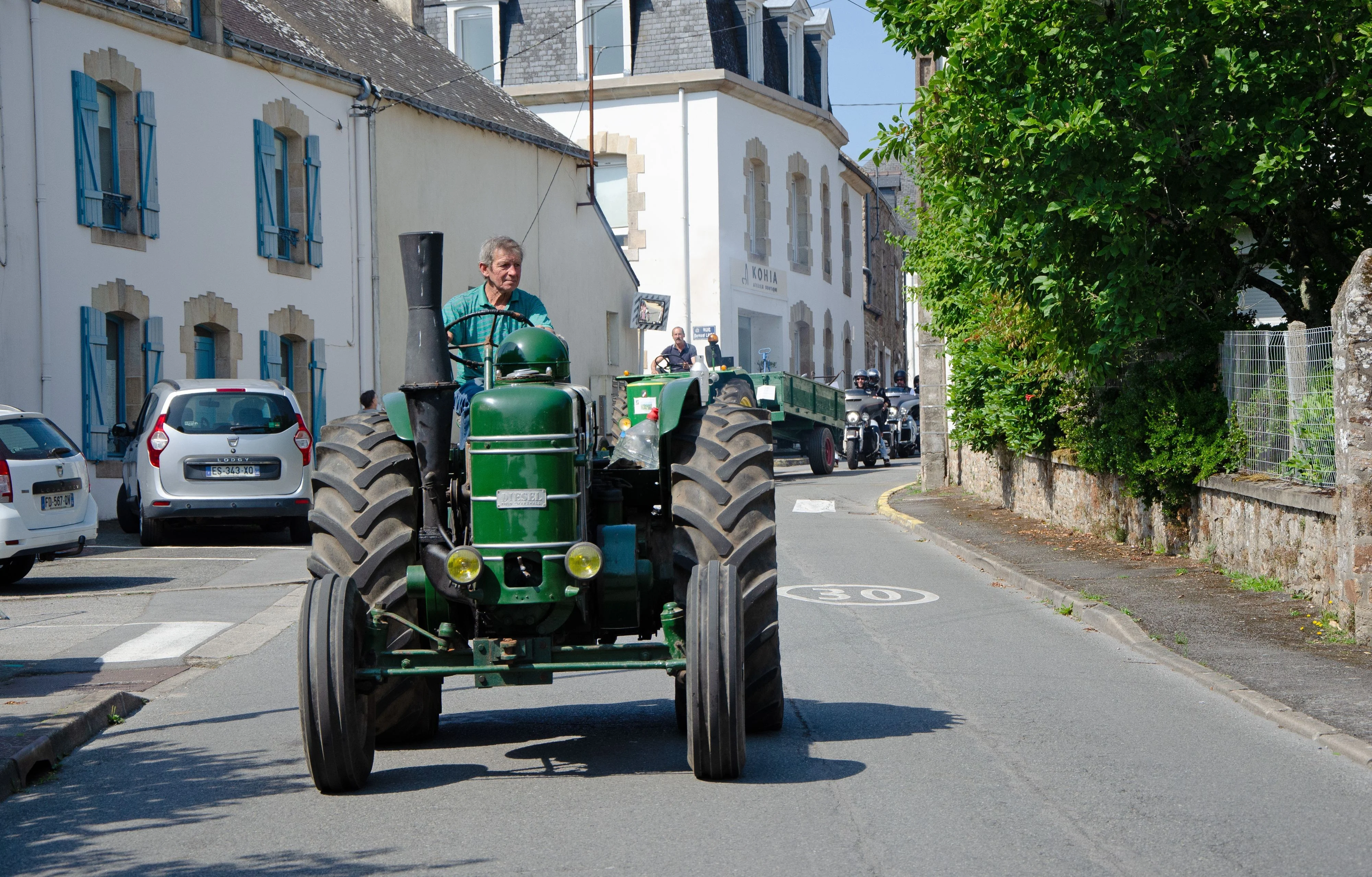 159 fete des battages 3 aout 2025 defile des tracteurs