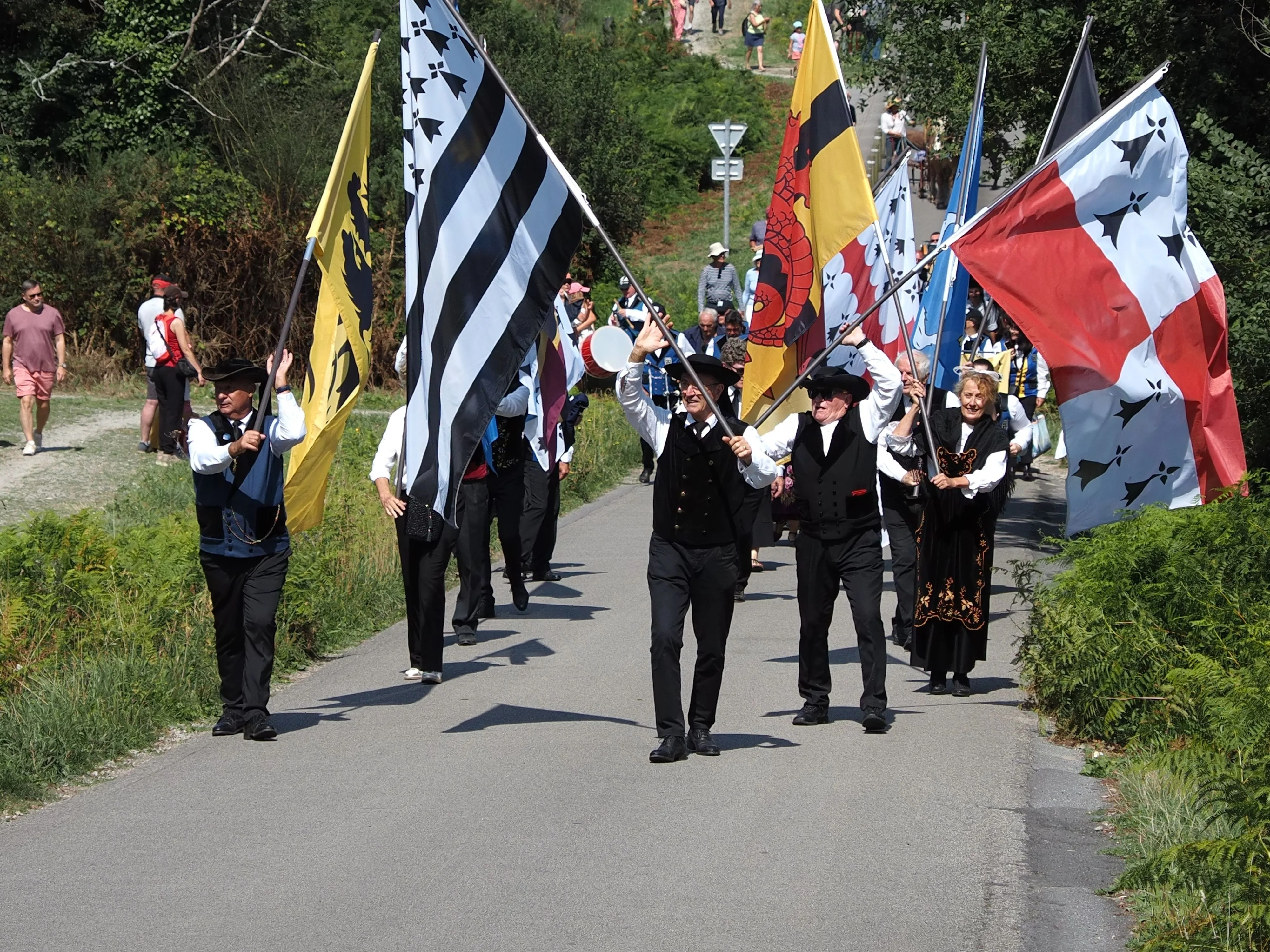 193 fete des battages 3 aout 2025 arrivee des porte drapeaux 1