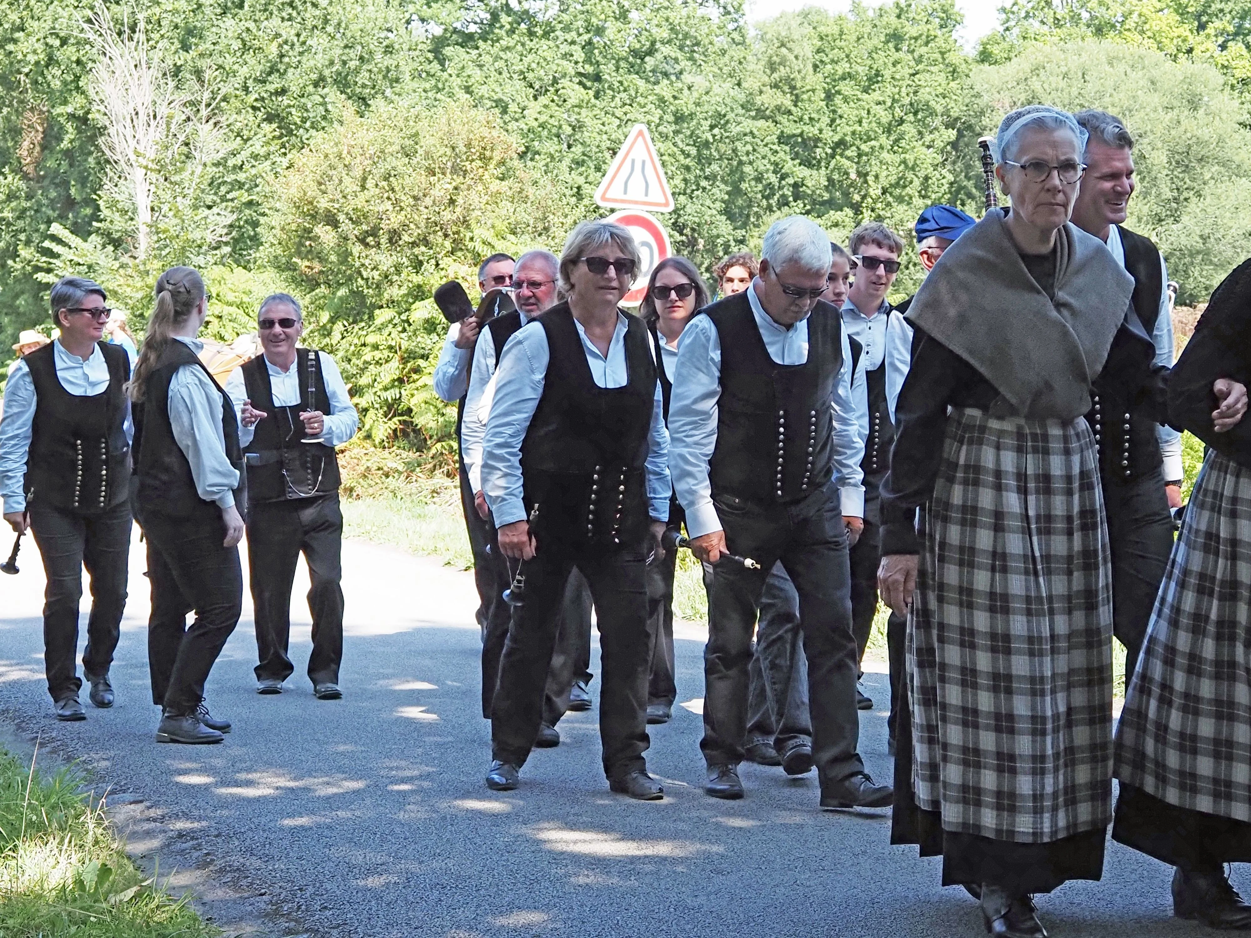 202 fete des battages 3 aout 2025 arrivee du cercle de malestroit