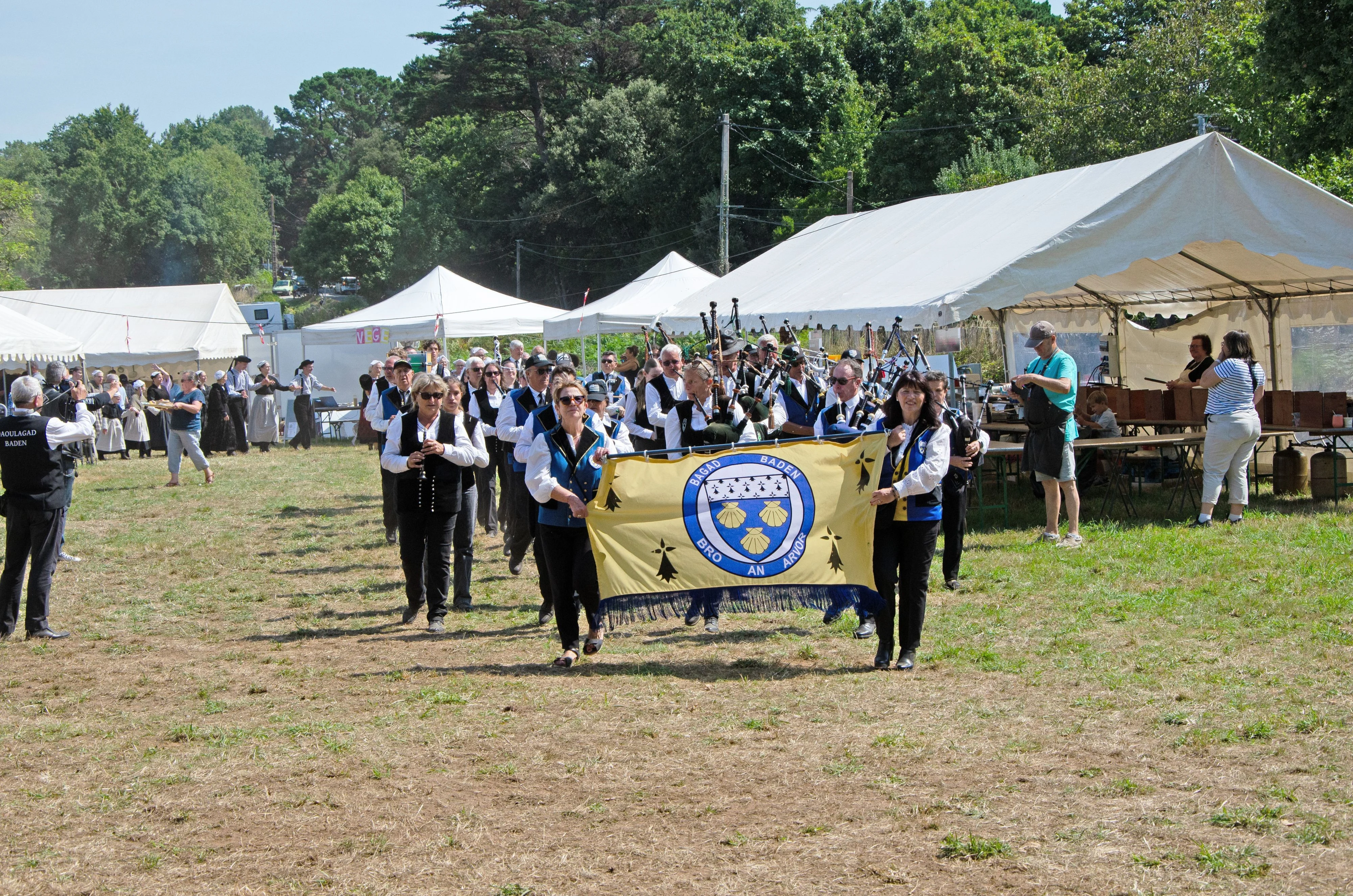 229 fete des battages 3 aout 2025 bagadous et cercles a kergonano