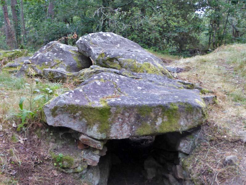 Dolmen de toulvern